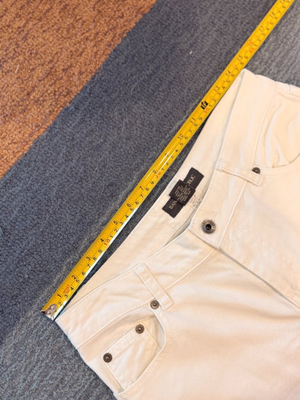 Banana Republic White Jeans Size 2 Boot Cut Leg Mid Rise - Picture 10 of 14